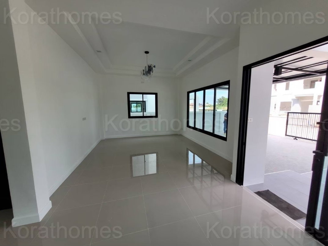 รูป บ้านสร้างใหม่ ใกล้สนามกีฬาเฉลิมพระเกียรติ 80 พรรษา - รูปที่ 11/27