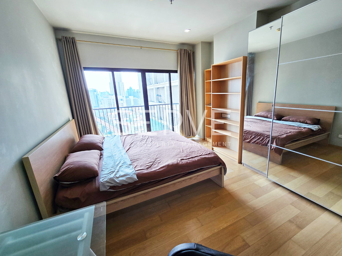 รูป  🔥18K- ห้องสตูดิโอ ไซส์ใหญ่ มีอ่างอาบน้ำ ห้องชั้นสูงสุด วิวดีมาก เฟอร์จัดเต็ม พร้อมอยู่ คอนโดทำเลดี ใกล้ BTS พญาไท  @ Noble Revent - รูปที่ 3/7