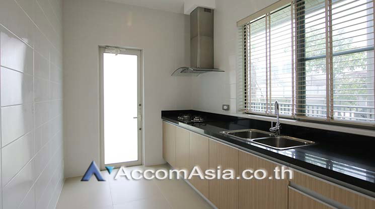 รูป 🔼🔽 AccomA 📩 Home Office 4 BR House in Klong Tan (AA17760) - รูปที่ 12/16