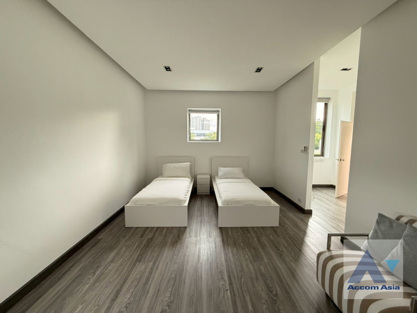 picture 🔼🔽 AccomA 📩 Home Office 2 BR House in  Suan Luang (AA44092) - 15/20