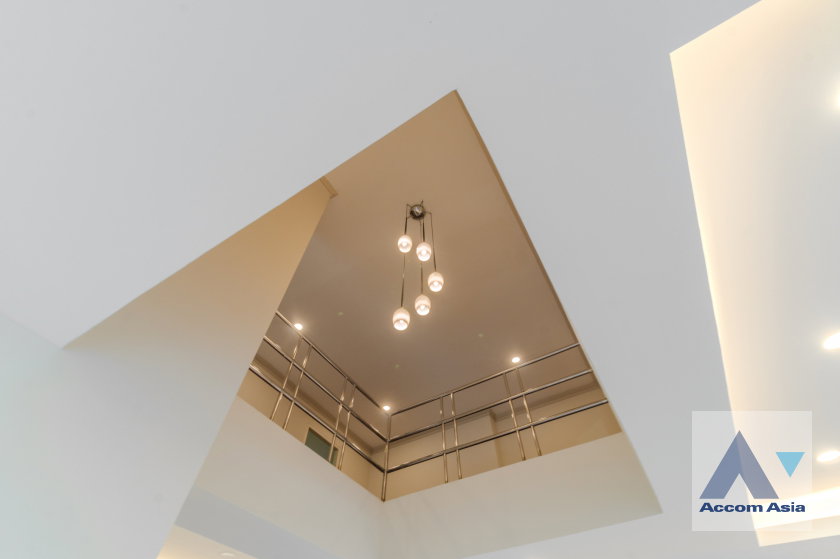 picture 🔼🔽 AccomA 📩 Pet friendly,Duplex Condo 3 BR Condominium @Regent On The Park 1 (AA30220) - 5/20