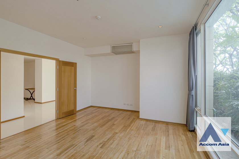 picture 🔼🔽 AccomA 📩 Minimal-style condo with private pool in the Sathorn area (AA41025) - 19/20