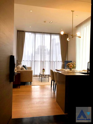 คอนโดให้เช่า : 🔼🔽 AccomA 📩 28 Chidlom