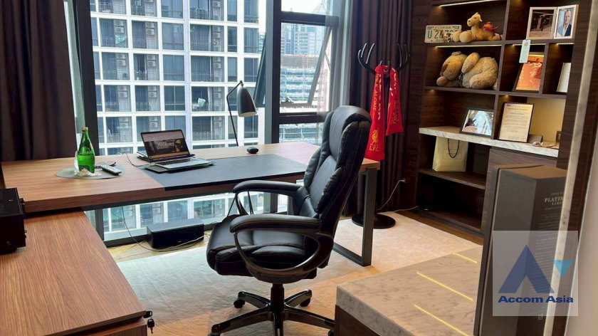 รูป 🔼🔽 AccomA 📩  2 BR Condominium @Sindhorn Tonson (AA44546) - รูปที่ 11/15