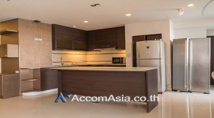 picture 🔼🔽 AccomA 📩 Spacious pet-friendly duplex condominium in a prime location. - 5/16