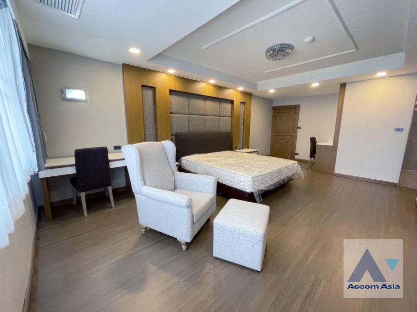 picture 🔼🔽 AccomA 📩 Pet friendly 4 BR Condominium @Oriental Tower (1510908) - 11/20
