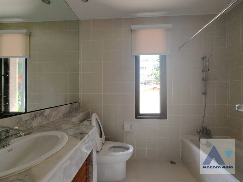 รูป 🔼🔽 AccomA 📩  Fully fitted Townhouse for rent ONLY 750m. To BTS Thong lo (11000701) - รูปที่ 13/20