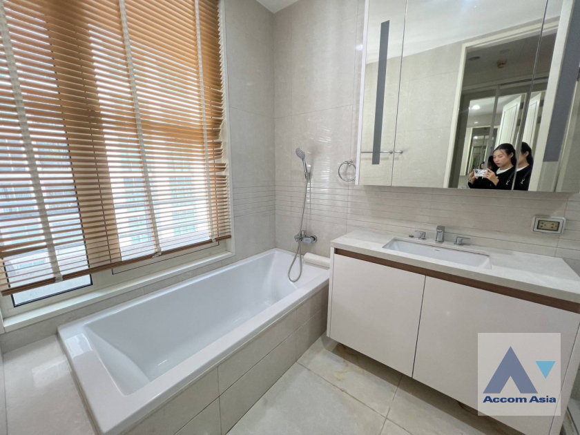 รูป 🔼🔽 AccomA 📩  2 BR Condominium @Q Langsuan  (AA20776) - รูปที่ 9/10