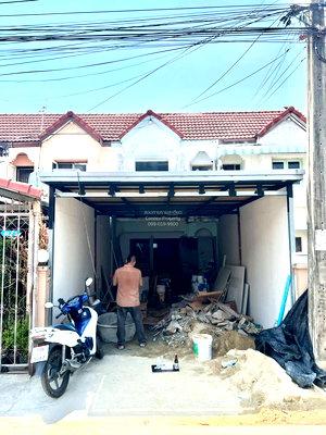 ทาวน์โฮม กรุงเทพมหานคร : ขายทาวน์เฮ้าส์/ทาวน์โฮม  หมู่บ้าน เธียรทอง กระทุ่มราย เขต หนองจอก กรุงเทพ CX-150073 ✅ ทักไลน์ @connexproperty ตอบทันที ทีมงานมืออาชีพ ✅