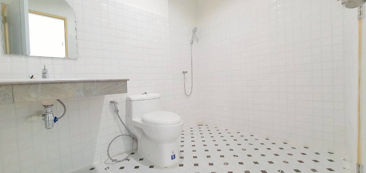 รูป 282AGKI ทาวน์เฮาส์ 2 ชั้น ใกล้รถไฟฟ้า ราคาดี โซนบางบัวทอง บ้านสภาพดี พร้อมเข้าอยู่ - รูปที่ 9/9