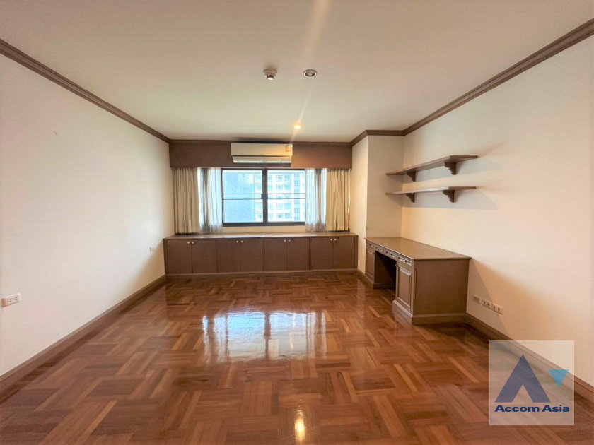 picture 🔼🔽 AccomA 📩  4 BR Condominium @Tower Park (21328) - 12/20