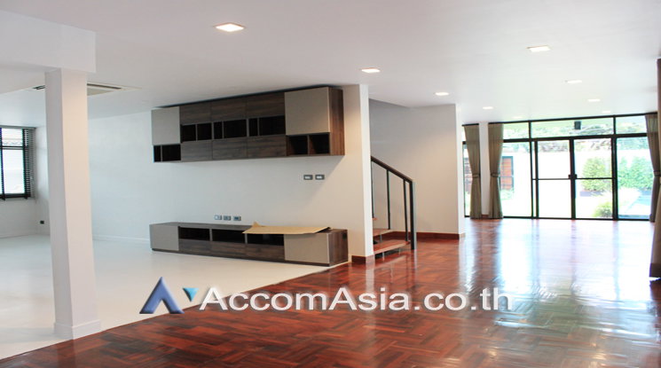 รูป 🔼🔽 AccomA 📩 Pet friendly,Private Swimming Pool 4 BR House in Phra Khanong Nuea (AA21472) - รูปที่ 7/16