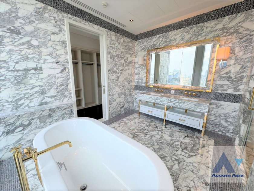 รูป 🔼🔽 AccomA 📩  3 BR Condominium @The Ritz Carlton Residences (AA42928) - รูปที่ 12/17