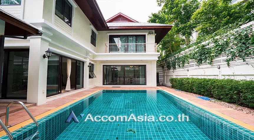 รูป 🔼🔽 AccomA 📩 Classic home with garden views and private pool retreat (50065) - รูปที่ 2/17