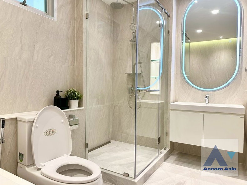 picture 🔼🔽 AccomA 📩  3 BR Condominium @Grand Langsuan (28712) - 11/20