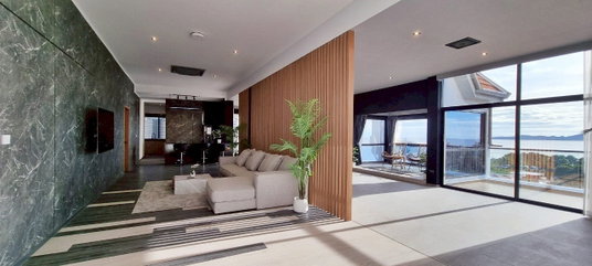 Stunning Penthouse for Sale at Sombat Condoview Pattaya