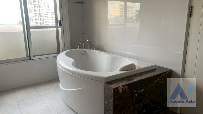 รูป 🔼🔽 AccomA 📩 Big Balcony 2 BR Condominium @Newton Tower (23964) - รูปที่ 16/18