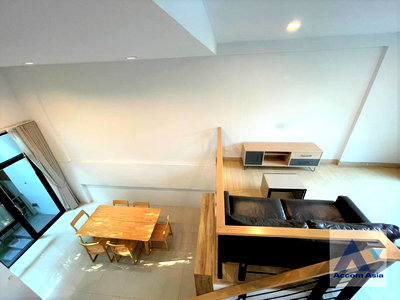 Houses for rent One Bangkok : 🔼🔽 AccomA 📩 Pet friendly 3 BR House in Thung Maha Mek (AA38936)