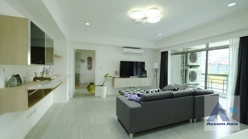 รูป 🔼🔽 AccomA 📩 Royal Castle condo with classic European style  Near BTS Phrom Phong (AA37144) - รูปที่ 11/20