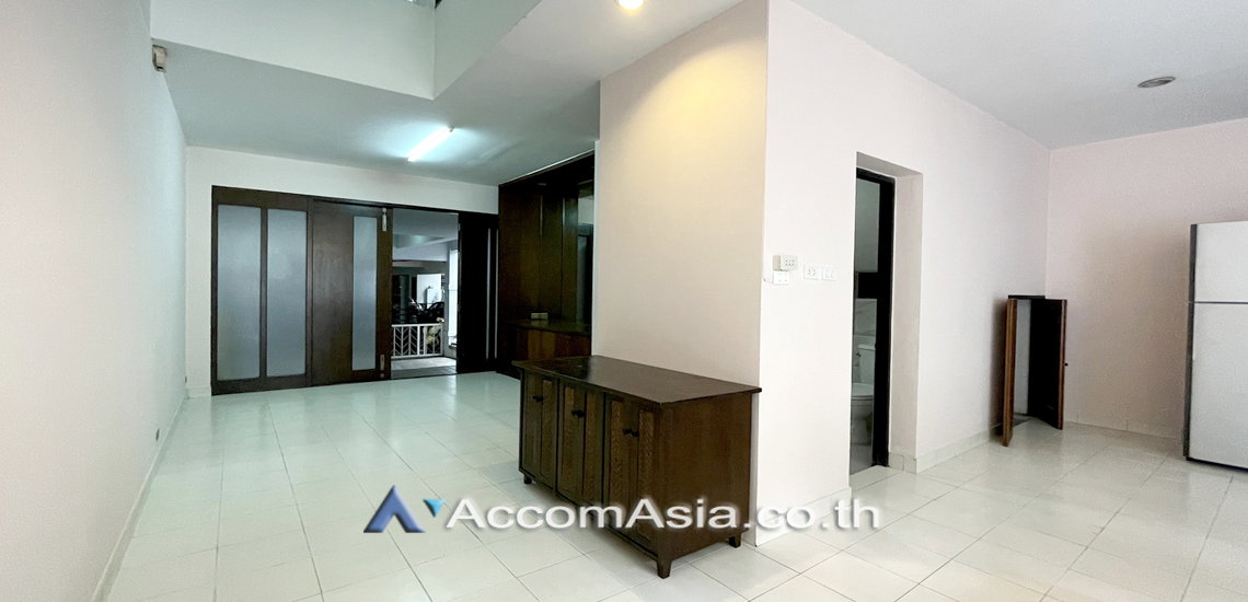 รูป 🔼🔽 AccomA 📩  3 BR Townhouse @Modern style (13000997) - รูปที่ 3/20
