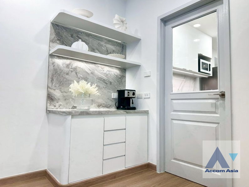 picture 🔼🔽 AccomA 📩  3 BR Condominium @Grand Langsuan (28712) - 9/20