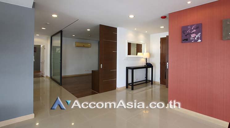 picture 🔼🔽 AccomA 📩 Bright penthouse with long balcony and airy open layout (1516384) - 9/16