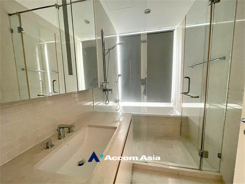 รูป 🔼🔽 AccomA 📩 Luxury condo for sale in Bangkok with a bright open layout and full-height glass windows - รูปที่ 11/17