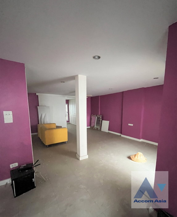 รูป 🔼🔽 AccomA 📩  3 BR House in Khlong Toei Nuea (39186) - รูปที่ 4/4