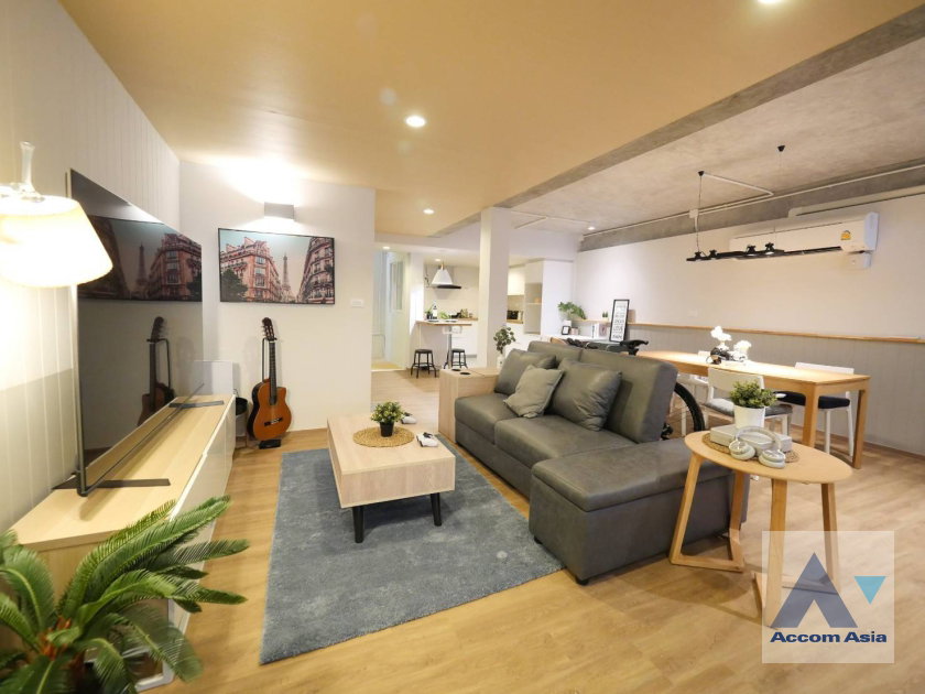 picture 🔼🔽 AccomA 📩  3 BR Townhouse in Phra Khanong Nuea (AA30404) - 2/9