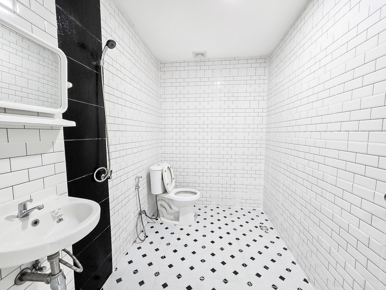 รูป House for Sale East Pattaya Noen Plub Wan - รูปที่ 11/15