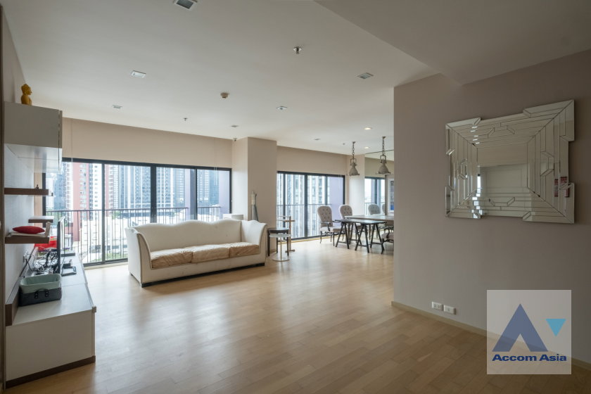 รูป 🔼🔽 AccomA 📩 Modern corner unit with city views at Noble Reveal (AA33082) - รูปที่ 4/18