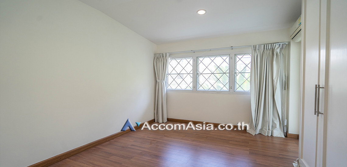 รูป 🔼🔽 AccomA 📩  3 BR House @Ekkamai Cozy House with swimming pool (AA31173) - รูปที่ 11/15