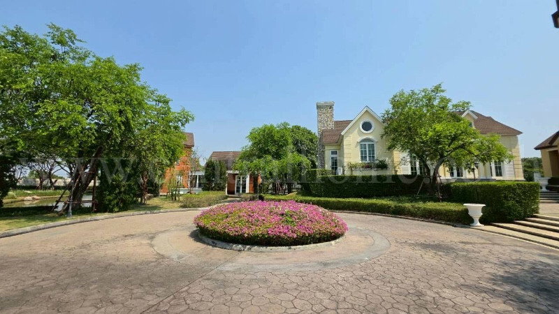 รูป ทาวน์โฮม 2 ชั้น วิลลาจจิโอ บางนา ซอยเอแบค บ้านสวยใหม่มาก พร้อมอยู่ ราคาถูก - รูปที่ 35/41