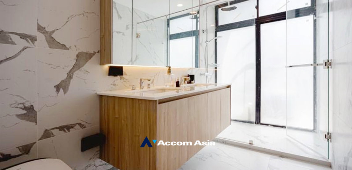 รูป 🔼🔽 AccomA 📩  Modern resort-style home with high ceilings and premium finishes in Phrom Phong (AA33786) - รูปที่ 14/18