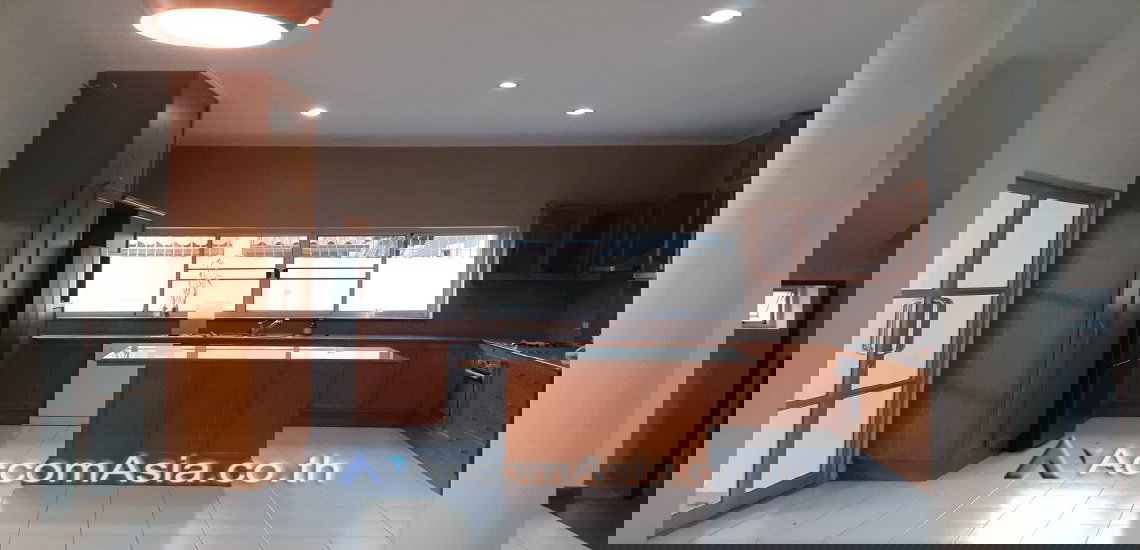 picture 🔼🔽 AccomA 📩  4 BR House @Panya Pattanakarn Village (1815795) - 9/20