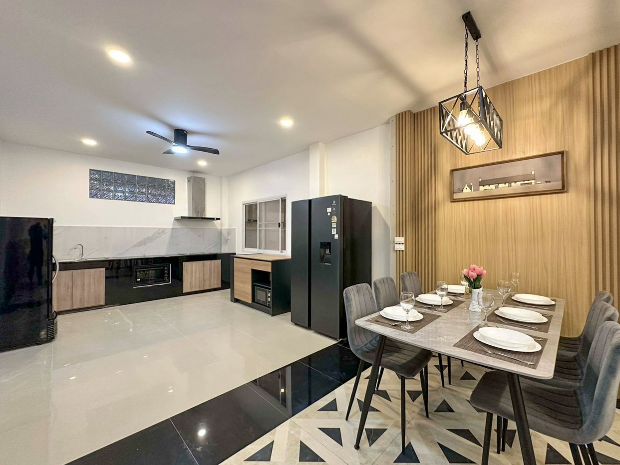 รูป Private Pool Villa House for Sale in East Pattaya - รูปที่ 8/20