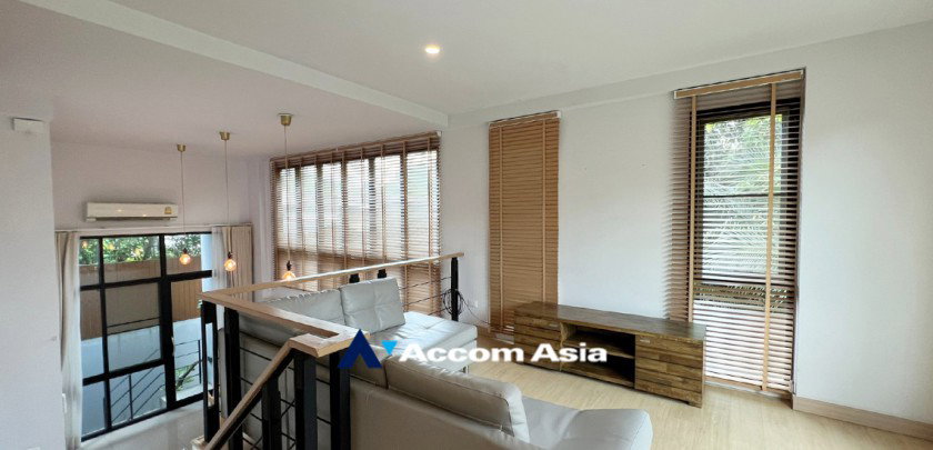 รูป 🔼🔽 AccomA 📩 Charming townhouse in the prime Sathorn area with stylish design (AA25860) - รูปที่ 2/20
