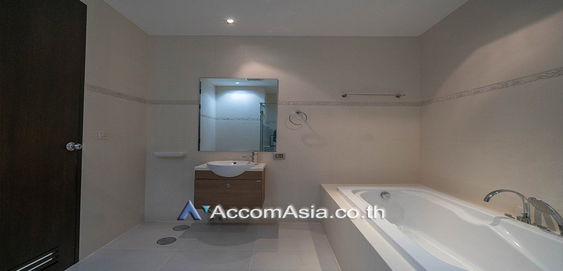 รูป 🔼🔽 AccomA 📩 White-tone condo with large balcony and skyline view (1519337) - รูปที่ 10/12