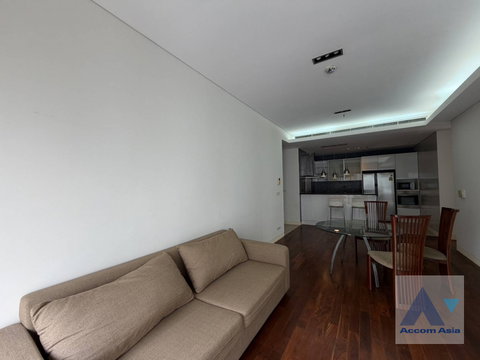 🔼🔽 AccomA 📩  2 BR Condominium @Domus 16 (AA27402)
