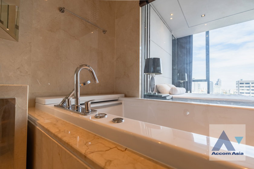 รูป 🔼🔽 AccomA 📩 Luxury pet-friendly condominium on Phrom Phong main road. AA21892 - รูปที่ 13/20