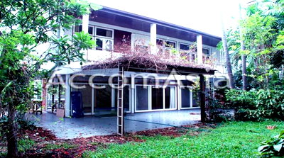 Houses for rent One Bangkok : 🔼🔽 AccomA 📩  3 BR House in Khlong Toei Nuea (2312955)