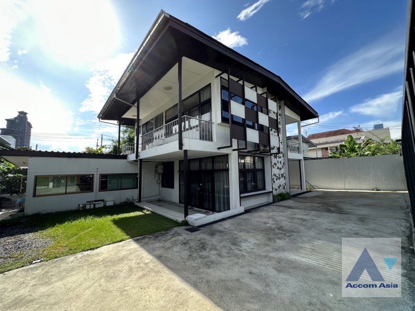 รูป 🔼🔽 AccomA 📩  5 BR House in  Suan Luang (AA43470) - รูปที่ 1/8