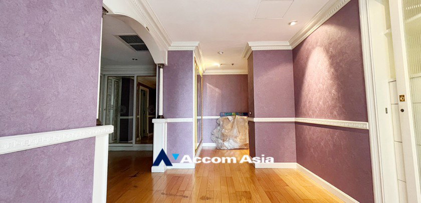รูป 🔼🔽 AccomA 📩 Luxury condo for sale in Bangkok with spacious open-plan layout and classic built-in design - รูปที่ 17/20