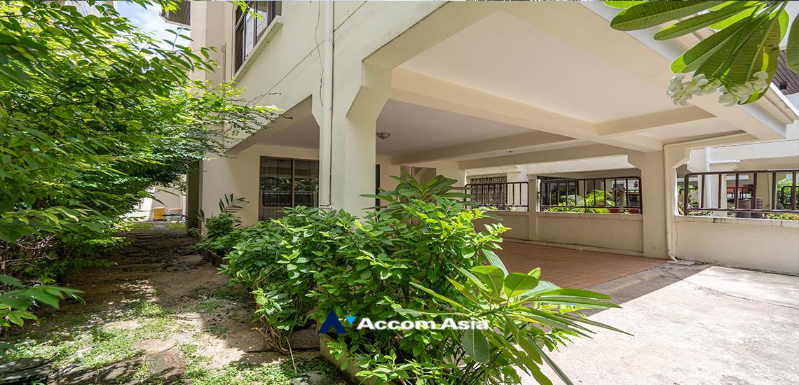picture 🔼🔽 AccomA 📩 Spacious 4-storey house with parking and private corner yard (AA22965) - 5/20