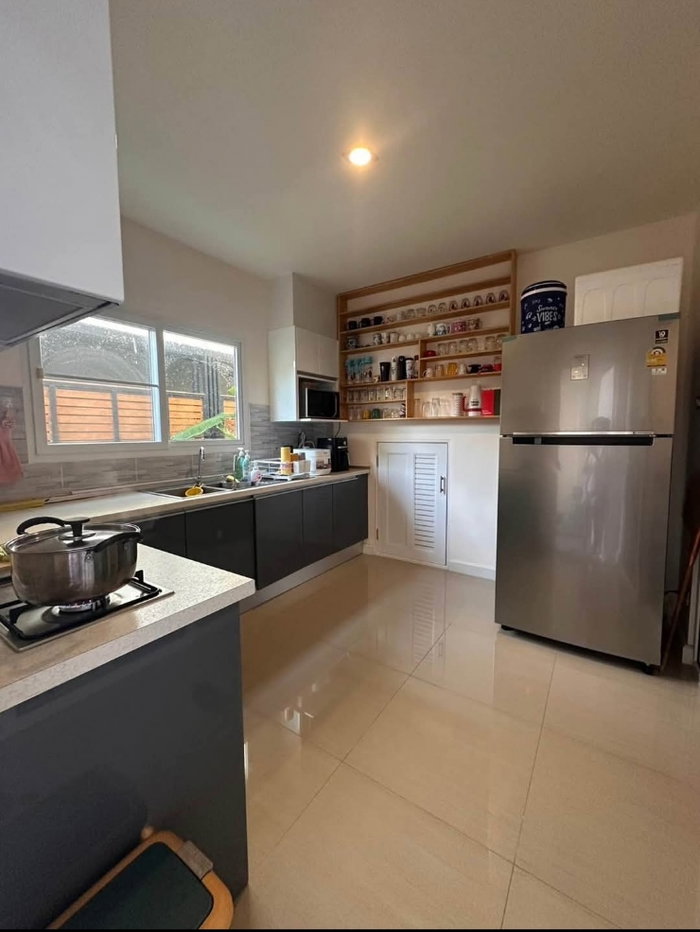 picture Home for rent location J-Prak Sriracha - 6/9