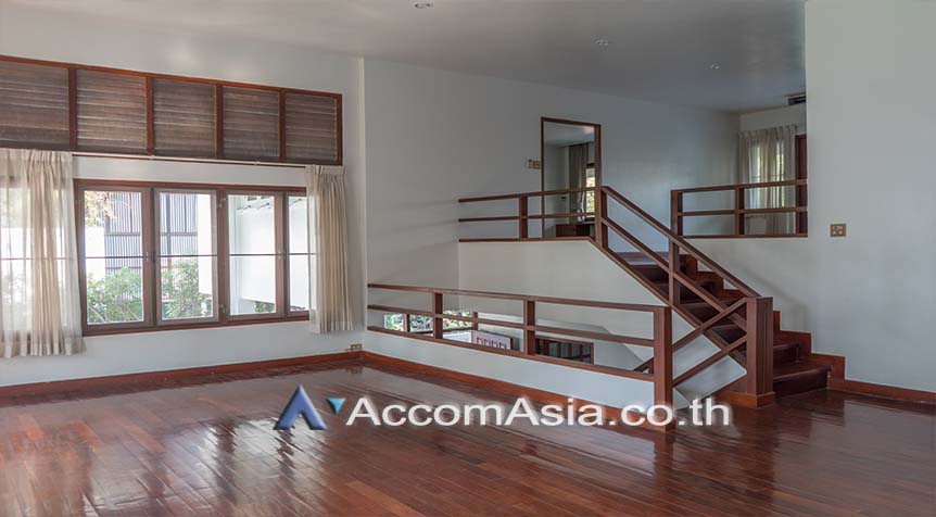 picture 🔼🔽 AccomA 📩 Pet friendly,Home Office 3 BR House in Lumphini (1713336) - 7/13