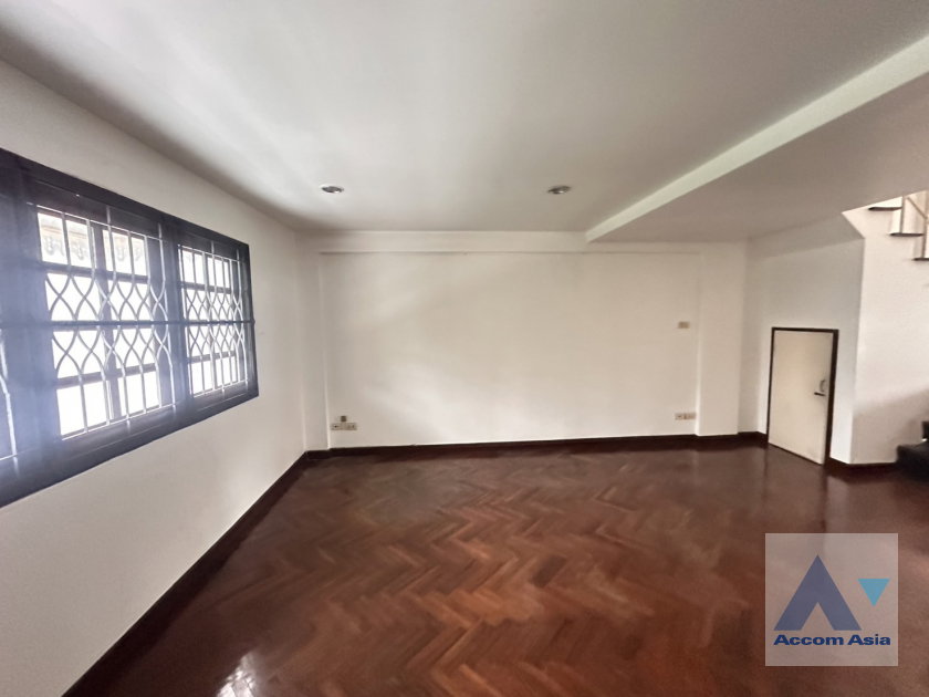 รูป 🔼🔽 AccomA 📩  4 BR Townhouse @Regent 71 (2314230) - รูปที่ 10/15