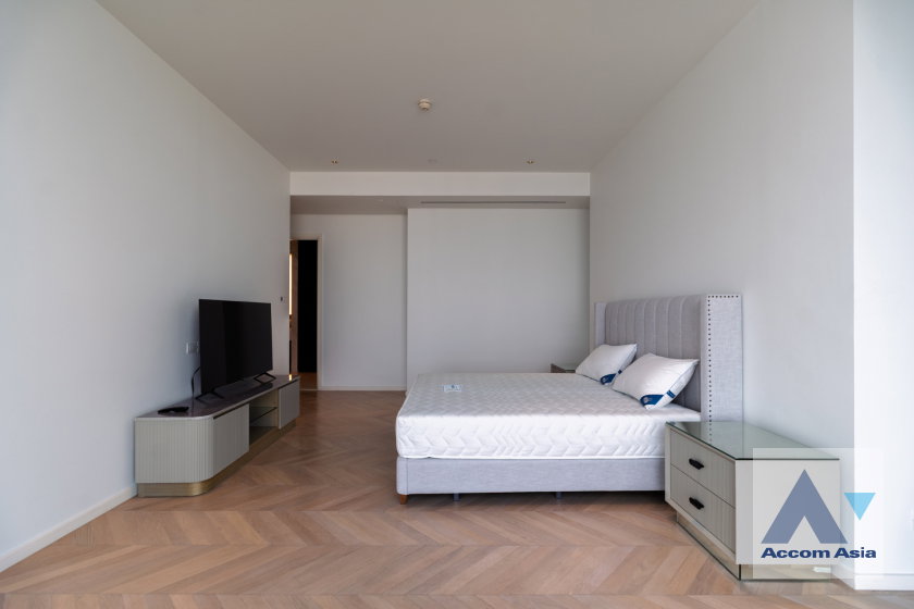 รูป 🔼🔽 AccomA 📩 Contemporary house with spacious open-plan and glass panels at Four Seasons Private Residences Condominium (AA31713) - รูปที่ 10/20