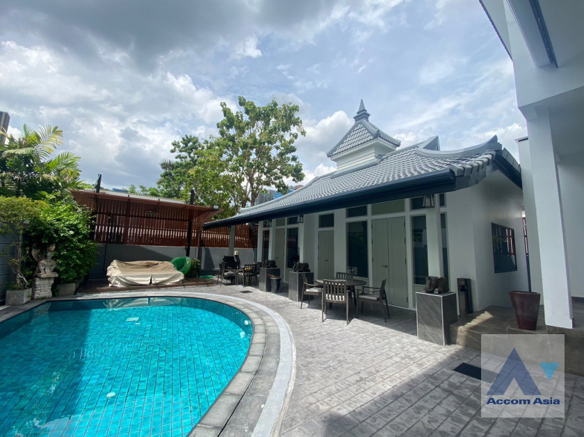 picture 🔼🔽 AccomA 📩 Private Swimming Pool 5 BR House in Khlong Tan Nuea (610024) - 1/20