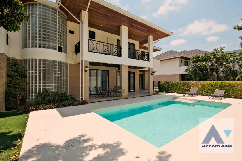 picture 🔼🔽 AccomA 📩 Pet friendly,Private Swimming Pool 4 BR House in Phra Khanong Nuea (AA18616) - 1/20